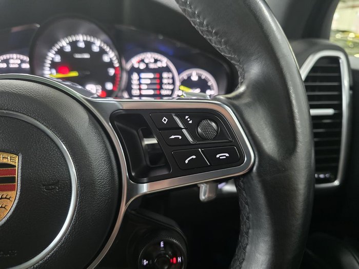 2019 Porsche Cayenne E-Hybrid