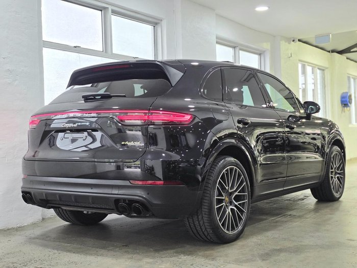 2019 Porsche Cayenne E-Hybrid