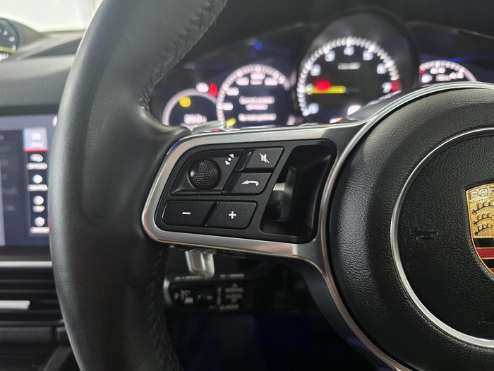 2019 Porsche Cayenne E-Hybrid