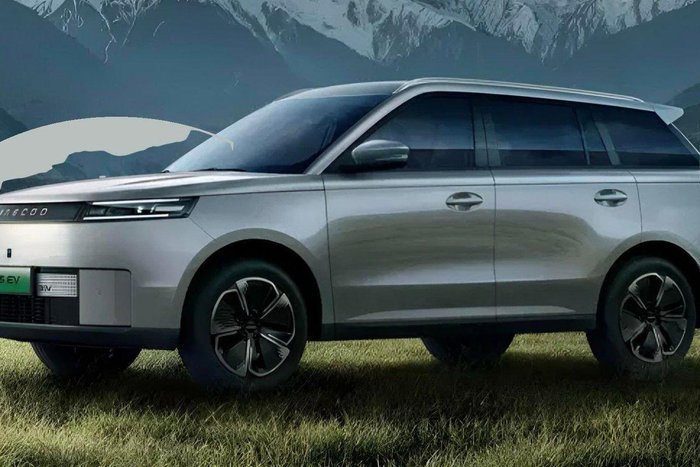 2025 Jaecoo J5 EV Summit