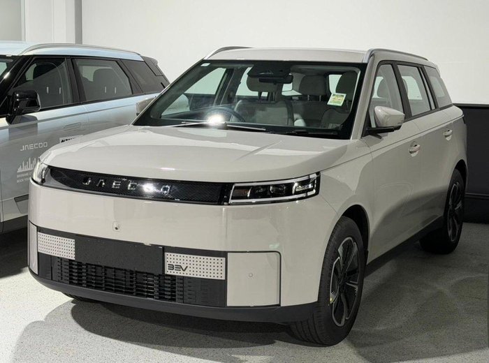 2025 Jaecoo J5 EV Summit