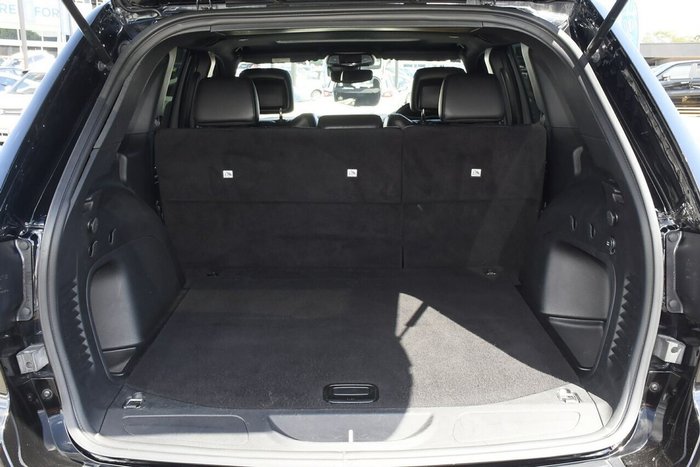 2021 Jeep Grand Cherokee Night Eagle