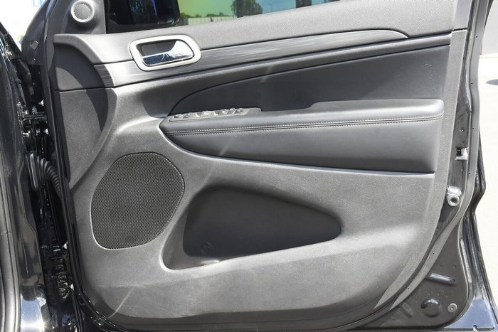 2021 Jeep Grand Cherokee Night Eagle