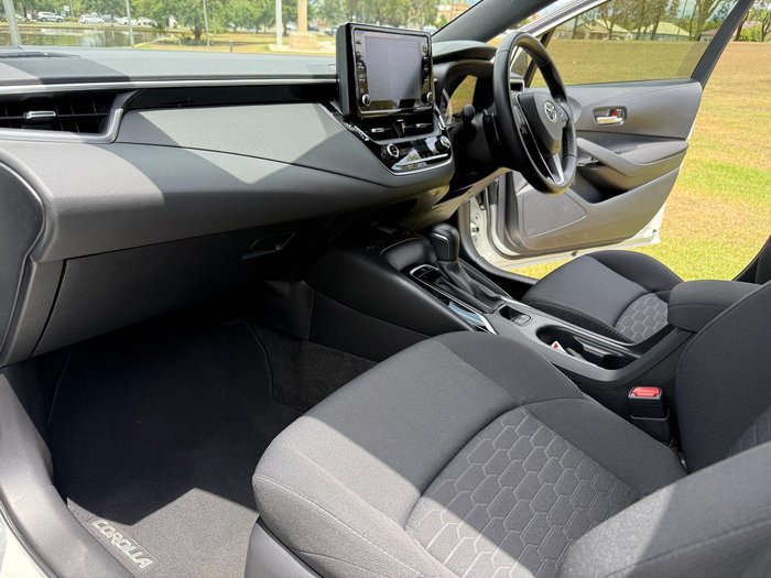 2019 Toyota Corolla SX MZEA12R Crystal Pearl