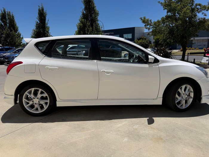 2016 Nissan Pulsar SSS