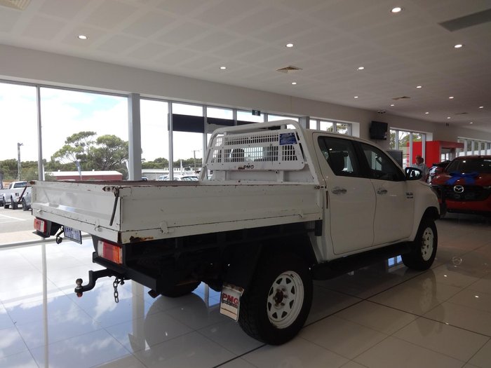 2016 Toyota Hilux SR