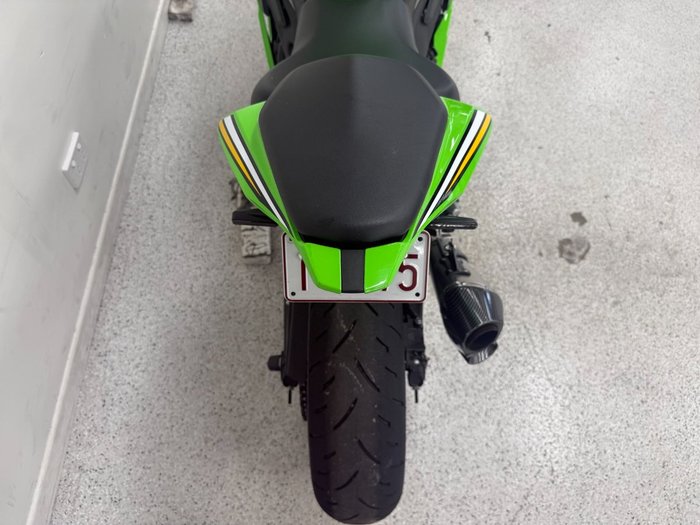 2025 Kawasaki NINJA 400 ZX-4RR KRT Green