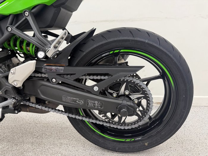 2025 Kawasaki NINJA 400 ZX-4RR KRT Green