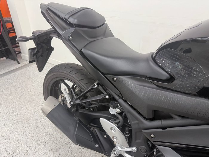2021 YAMAHA YZF-R3 Black