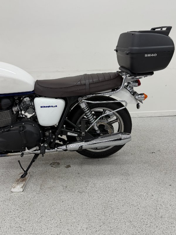 2014 Triumph BONNEVILLE T100 Blue