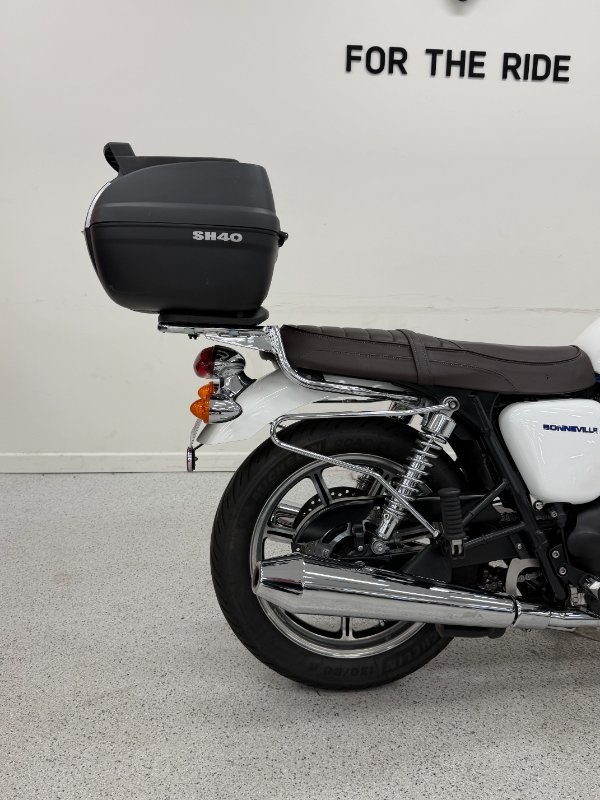 2014 Triumph BONNEVILLE T100 Blue