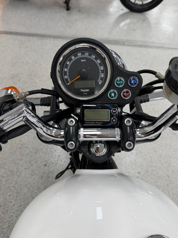 2014 Triumph BONNEVILLE T100 Blue