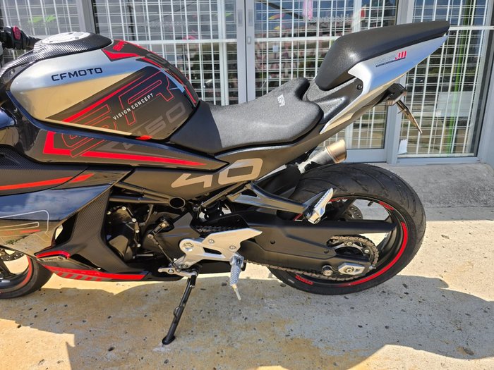 2023 CFMOTO 450 SR ABS