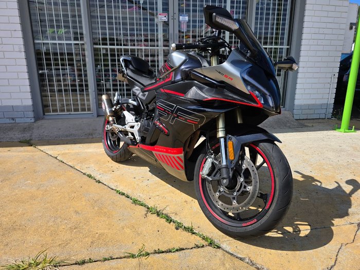 2023 CFMOTO 450 SR ABS