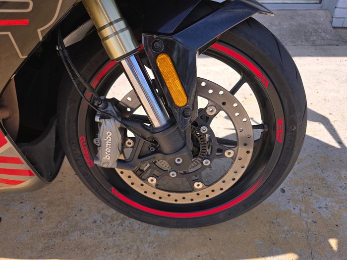 2023 CFMOTO 450 SR ABS