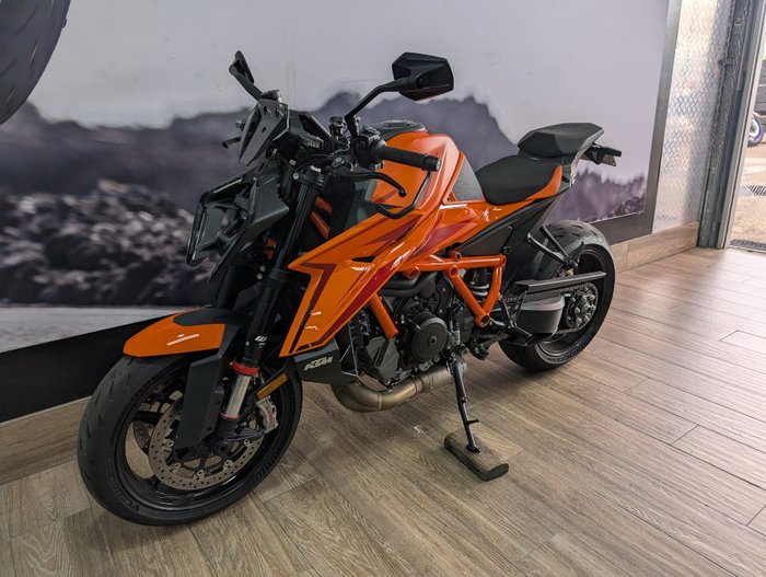 2024 Ktm 1390 SUPER DUKE R BLACK ORANGE