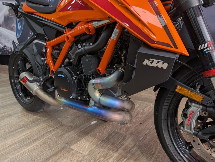 2024 Ktm 1390 SUPER DUKE R BLACK ORANGE