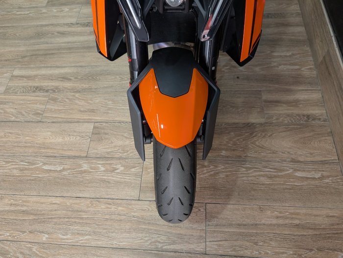 2024 Ktm 1390 SUPER DUKE R BLACK ORANGE