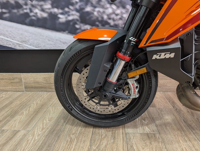2024 Ktm 1390 SUPER DUKE R BLACK ORANGE