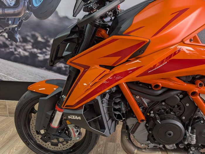 2024 Ktm 1390 SUPER DUKE R BLACK ORANGE