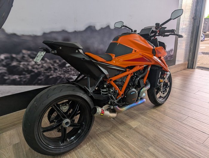 2024 Ktm 1390 SUPER DUKE R BLACK ORANGE