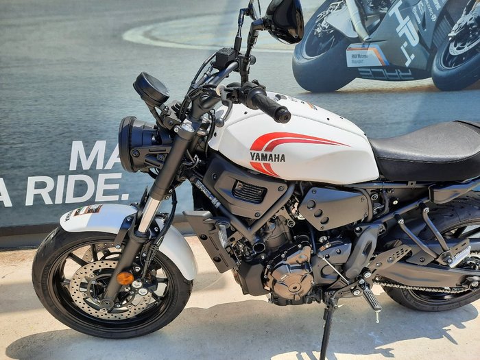 2025 Yamaha XSR700