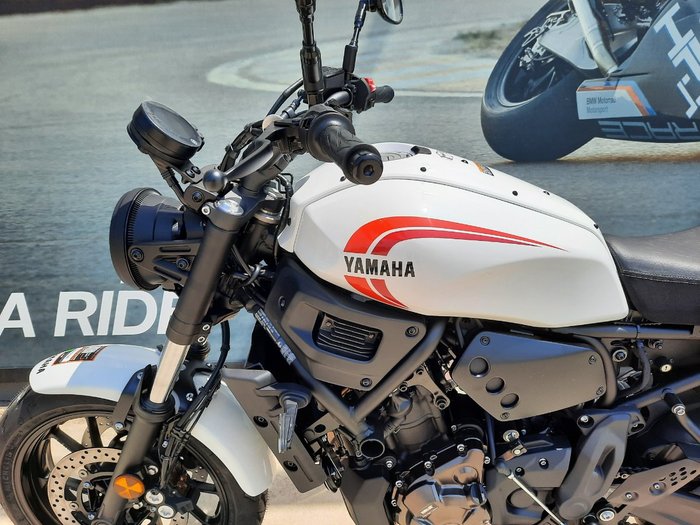 2025 Yamaha XSR700