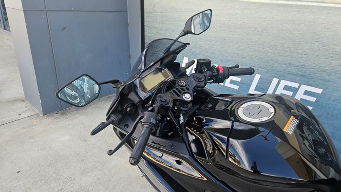 2026 Yamaha YZF-R3 Black