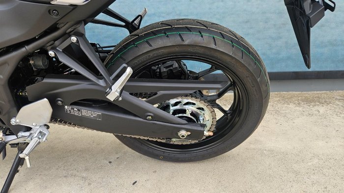 2025 Yamaha YZF-R3 White