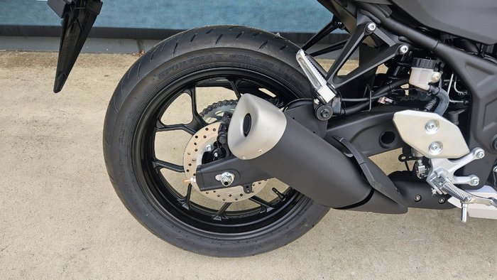 2025 Yamaha YZF-R3 White