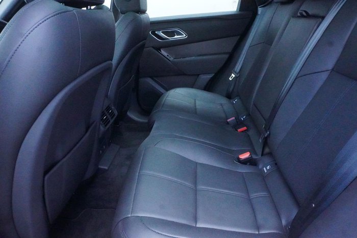 2024 Land Rover Range Rover Velar PHEV P400e Dynamic SE