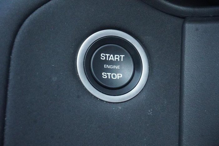 2024 Land Rover Range Rover Velar PHEV P400e Dynamic SE