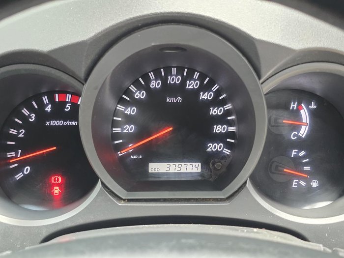 2006 Toyota Hilux SR5 KUN26R MY07 4X4 Glacier White