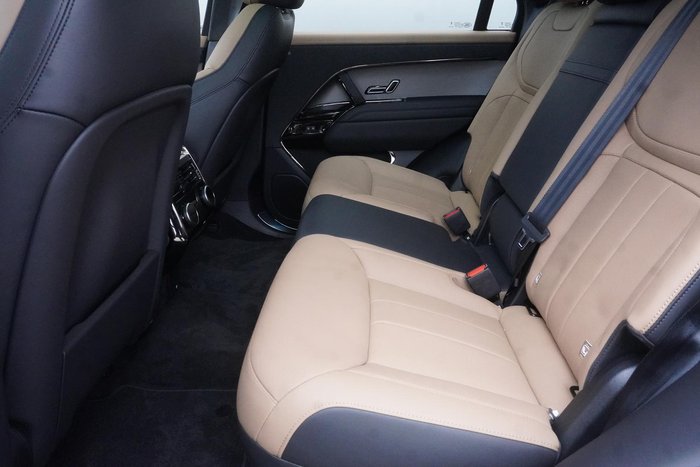 2025 Land Rover Range Rover Sport D350 Dynamic HSE