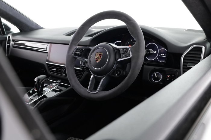 2020 Porsche Cayenne S