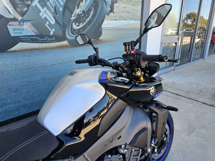 2025 Yamaha MT-10SP Black