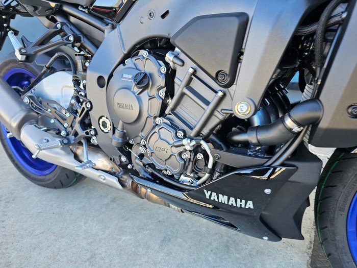 2025 Yamaha MT-10SP Black