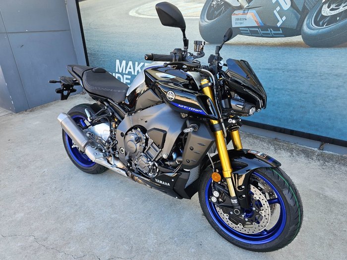 2025 Yamaha MT-10SP Black
