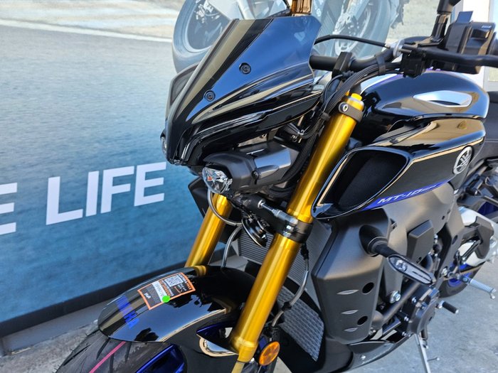 2025 Yamaha MT-10SP Black