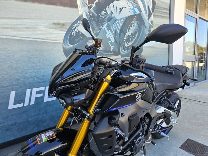 2025 Yamaha MT-10SP Black