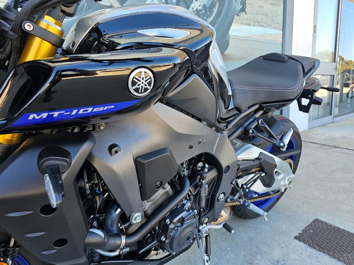 2025 Yamaha MT-10SP Black