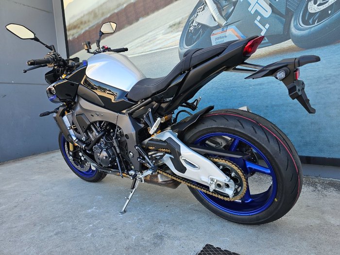 2025 Yamaha MT-10SP Black