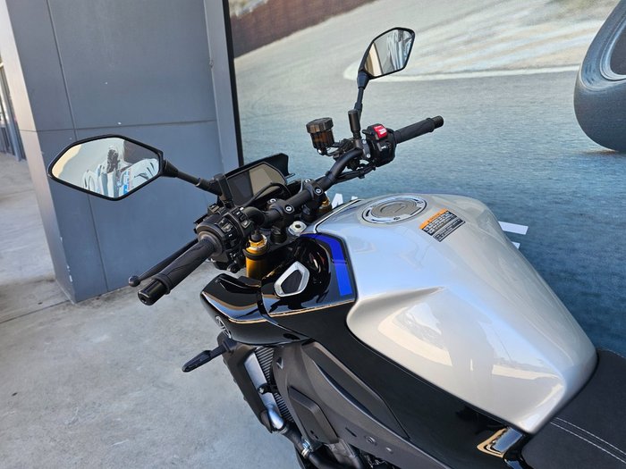 2025 Yamaha MT-10SP Black