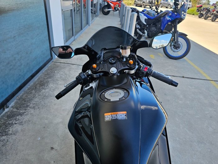 2025 Yamaha YZF-R7LA GREY