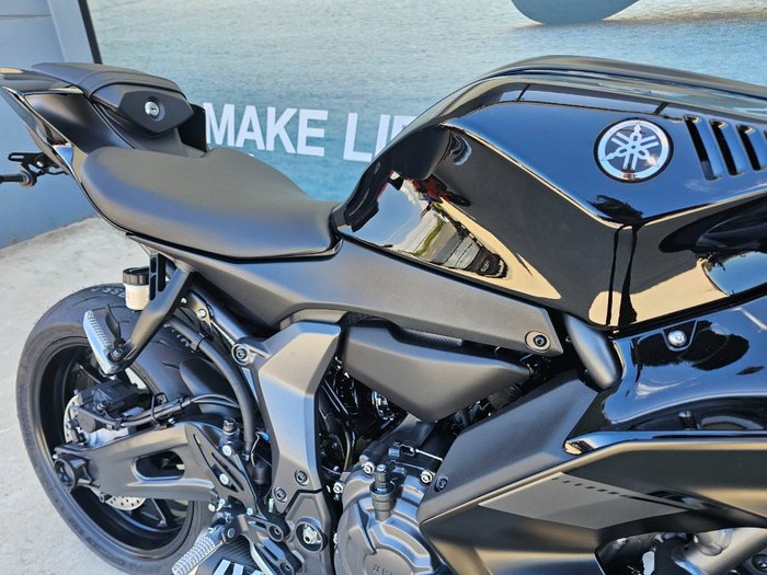 2025 Yamaha YZF-R7LA GREY