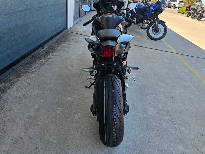 2025 Yamaha YZF-R7LA GREY