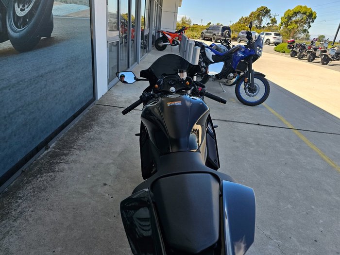 2025 Yamaha YZF-R7LA GREY