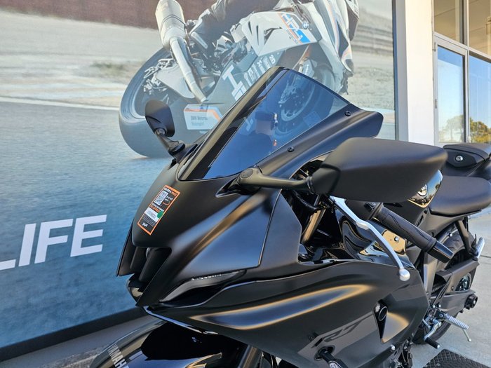 2025 Yamaha YZF-R7LA GREY