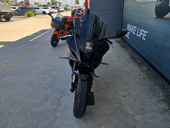 2025 Yamaha YZF-R7LA GREY