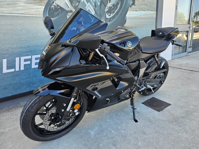 2025 Yamaha YZF-R7LA GREY